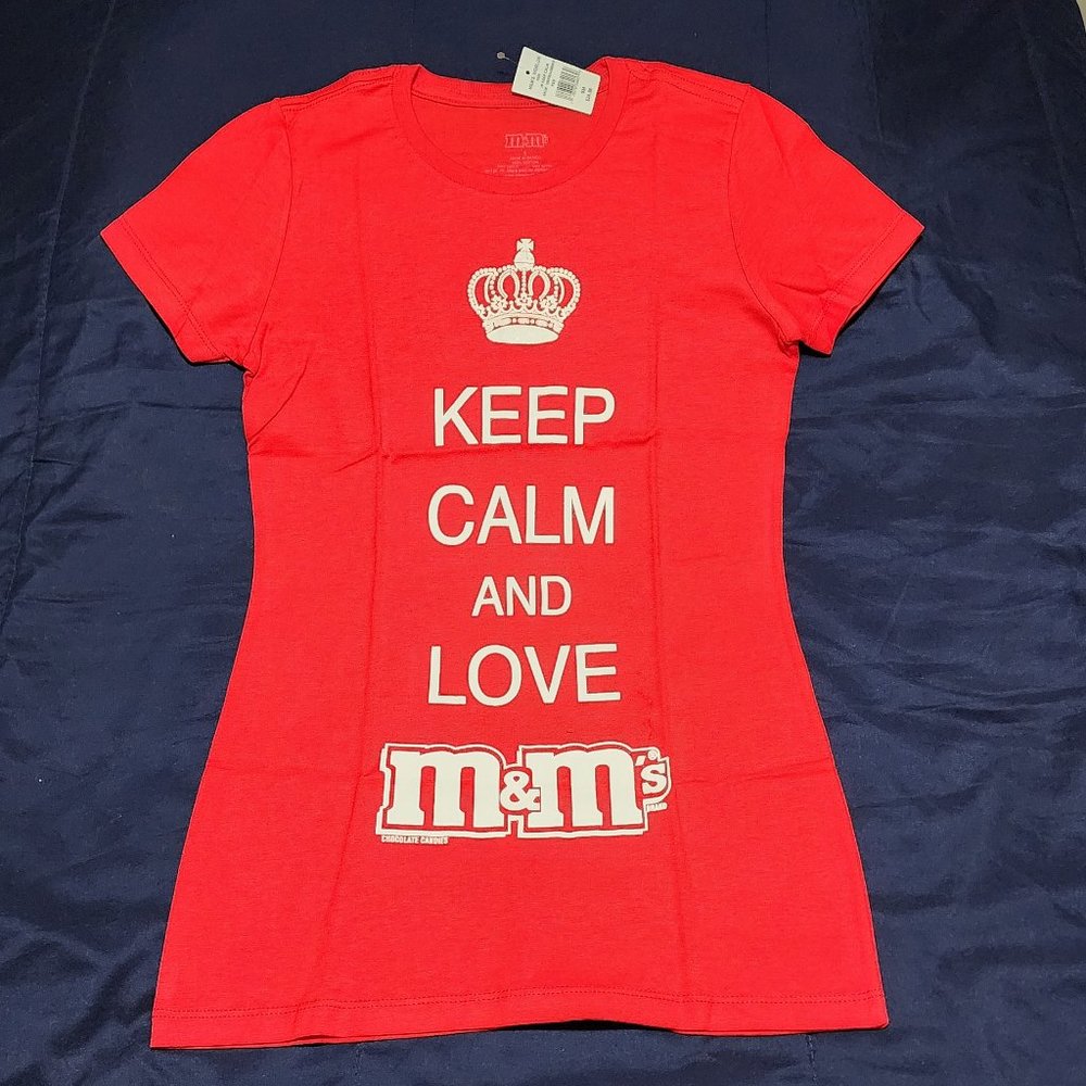 M&M's Women's Red T-Shirt "Keep Calm and Love M&M's" Size Small.